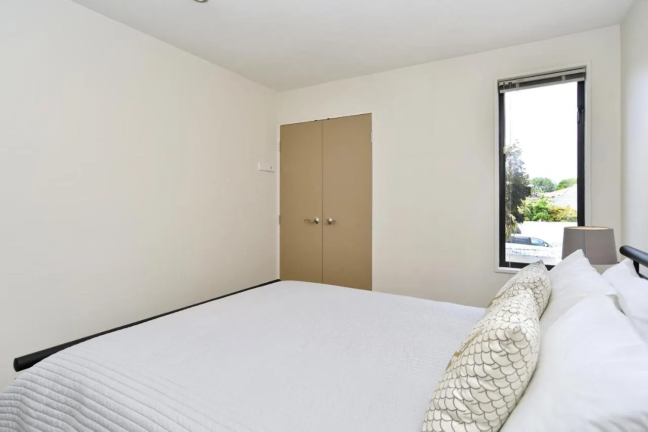 Hagley Apartment - Christchurch Holiday Homes 0*,