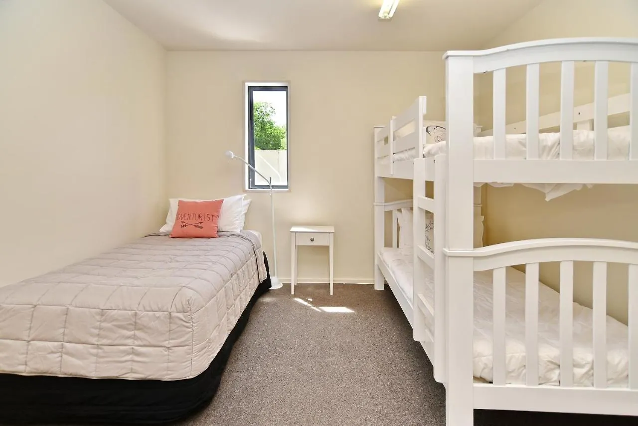 Hagley Apartment - Christchurch Holiday Homes New Zealand