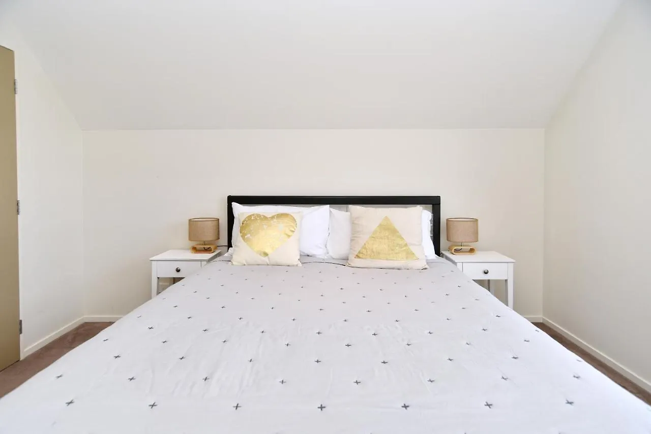 Hagley Apartment - Christchurch Holiday Homes 0*,